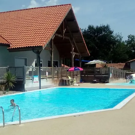 Mobil Domaine De 4*